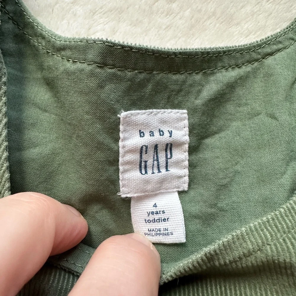 MFS. Gap fine cord green jumper dress with pockets, lined, size 4
